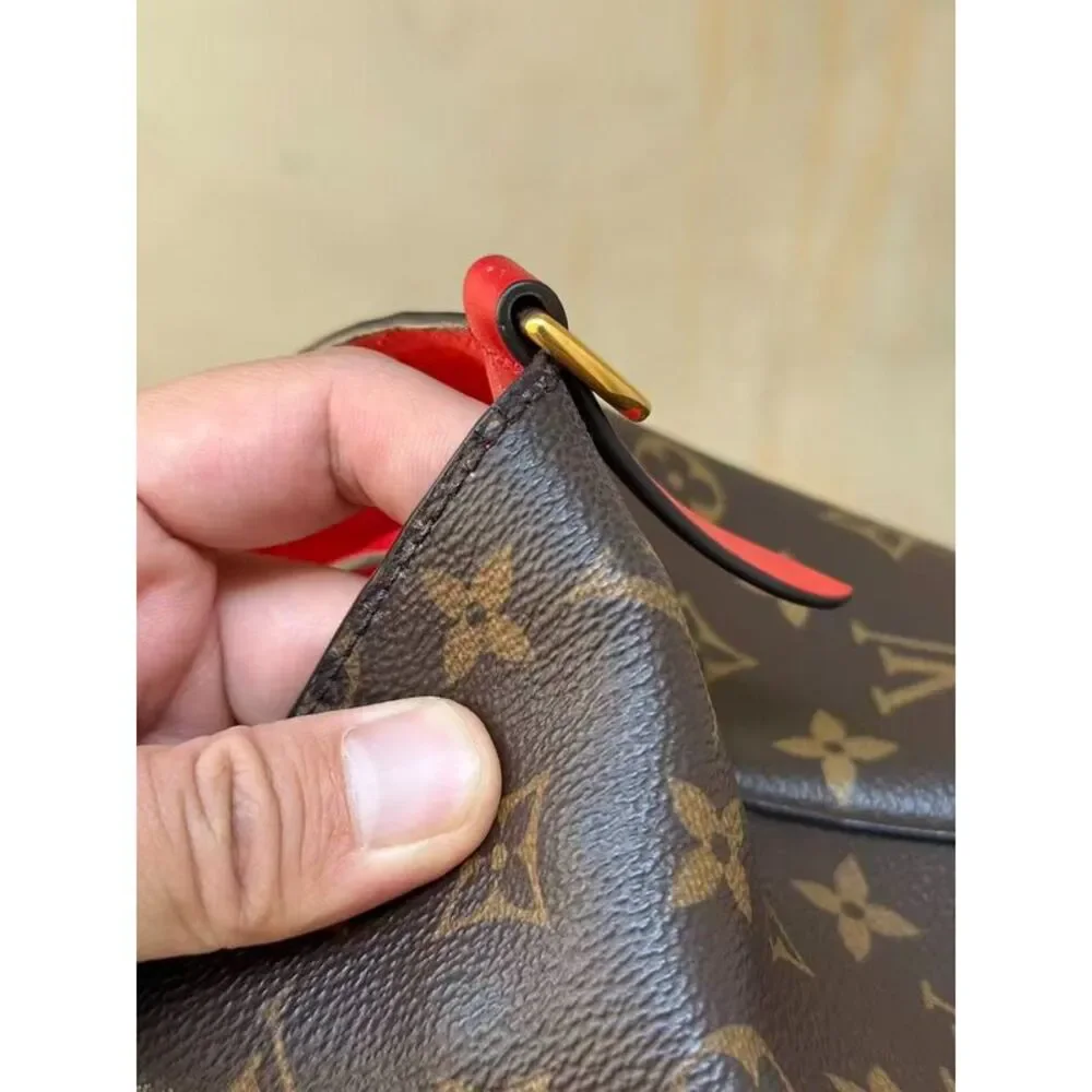 Louis Vuitton Women Pre-Loved Bag Very Good Condition